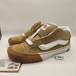 VANS WOMEN'S 8 KNU MID KHAKI GUM SKATEBOARDING SHOES NWOB